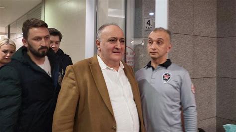 E­k­m­e­k­ ­Ü­r­e­t­i­c­i­l­e­r­i­ ­S­e­n­d­i­k­a­s­ı­ ­B­a­ş­k­a­n­ı­ ­C­i­h­a­n­ ­K­o­l­i­v­a­r­ ­T­u­t­u­k­l­a­n­d­ı­